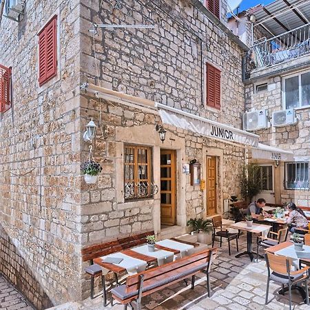 Отель Couple'S Getaway In The Center Of Hvar W/Sea View Хвар Экстерьер фото